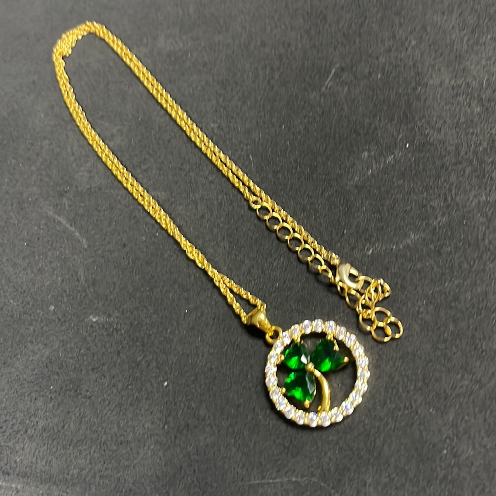 3 leaf clover gold plated necklace